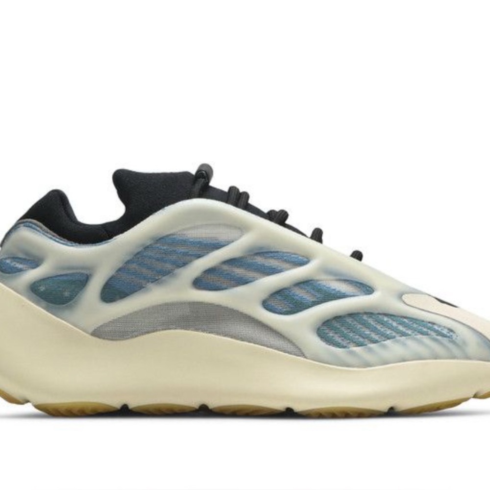 Yeezy Boost 700v3 Kyanite